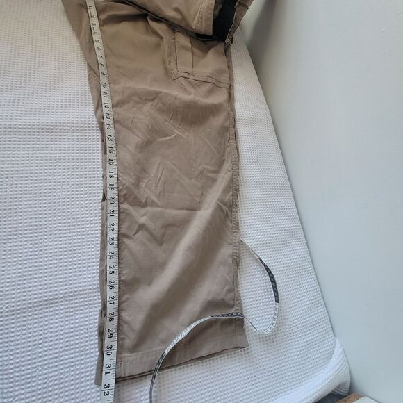 Duluth Trading Men's Relaxed Fit Cargo Pants 3XL x 32 Lightweight - Picture 8 of 10